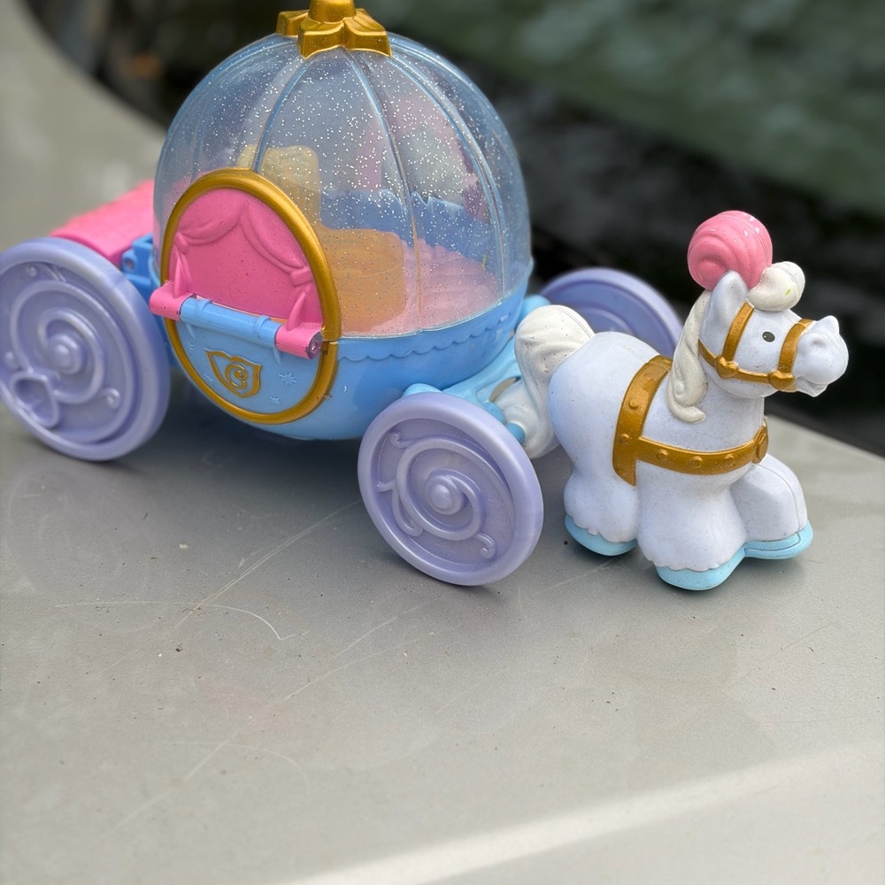 Fisher-Price Little People Cinderella Interactive Pull Along Carriage